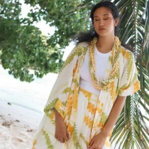 Lexbreezy Jacket Hawaiian pikake pakalana lei mau Coverup